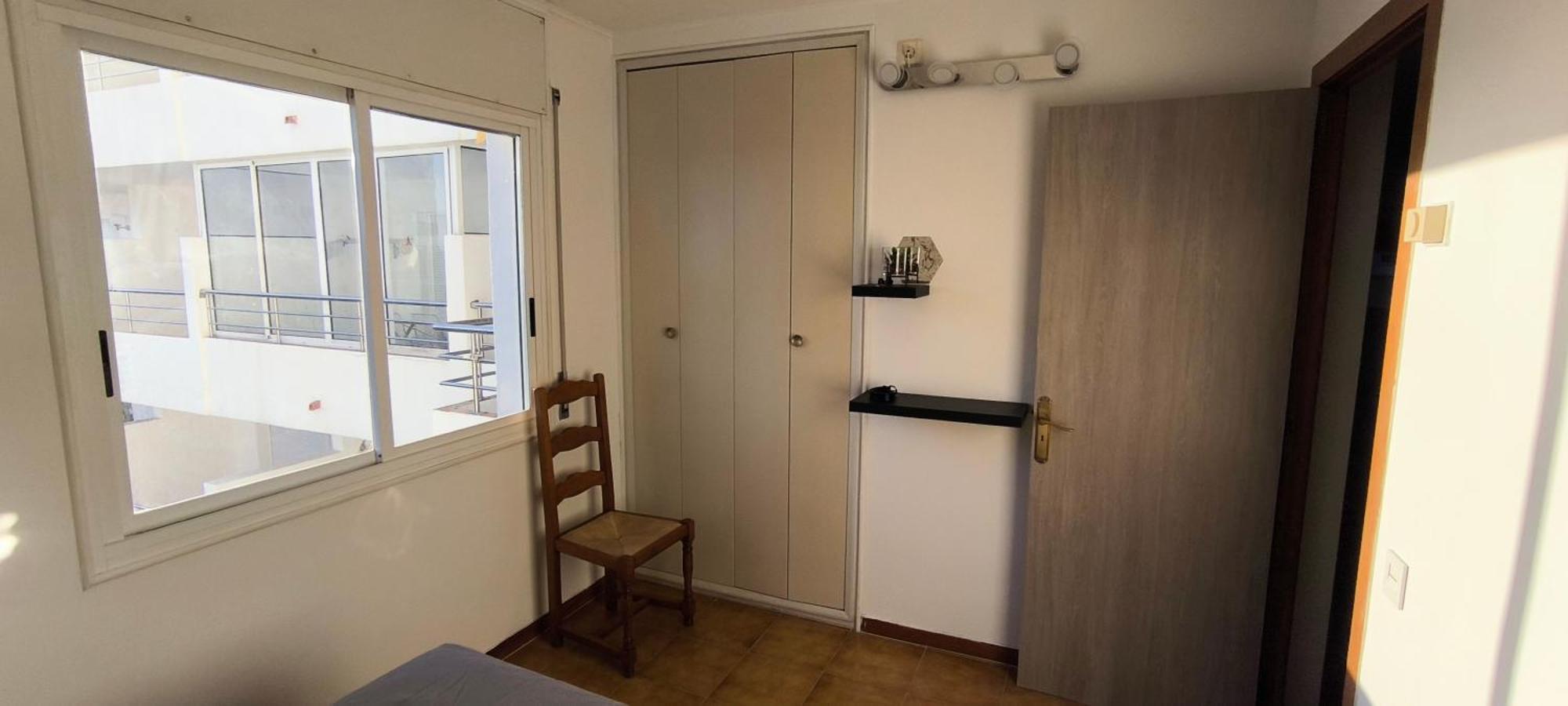 Spacieux Appartement Rose Front Mer Et Piscine Roses Luaran gambar